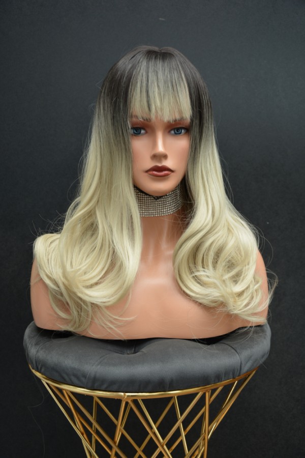 Omuzda Karamel Fiber Sentetik Perçemli Peruk